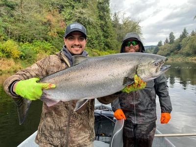 Oregon Salmon Fishing Guides